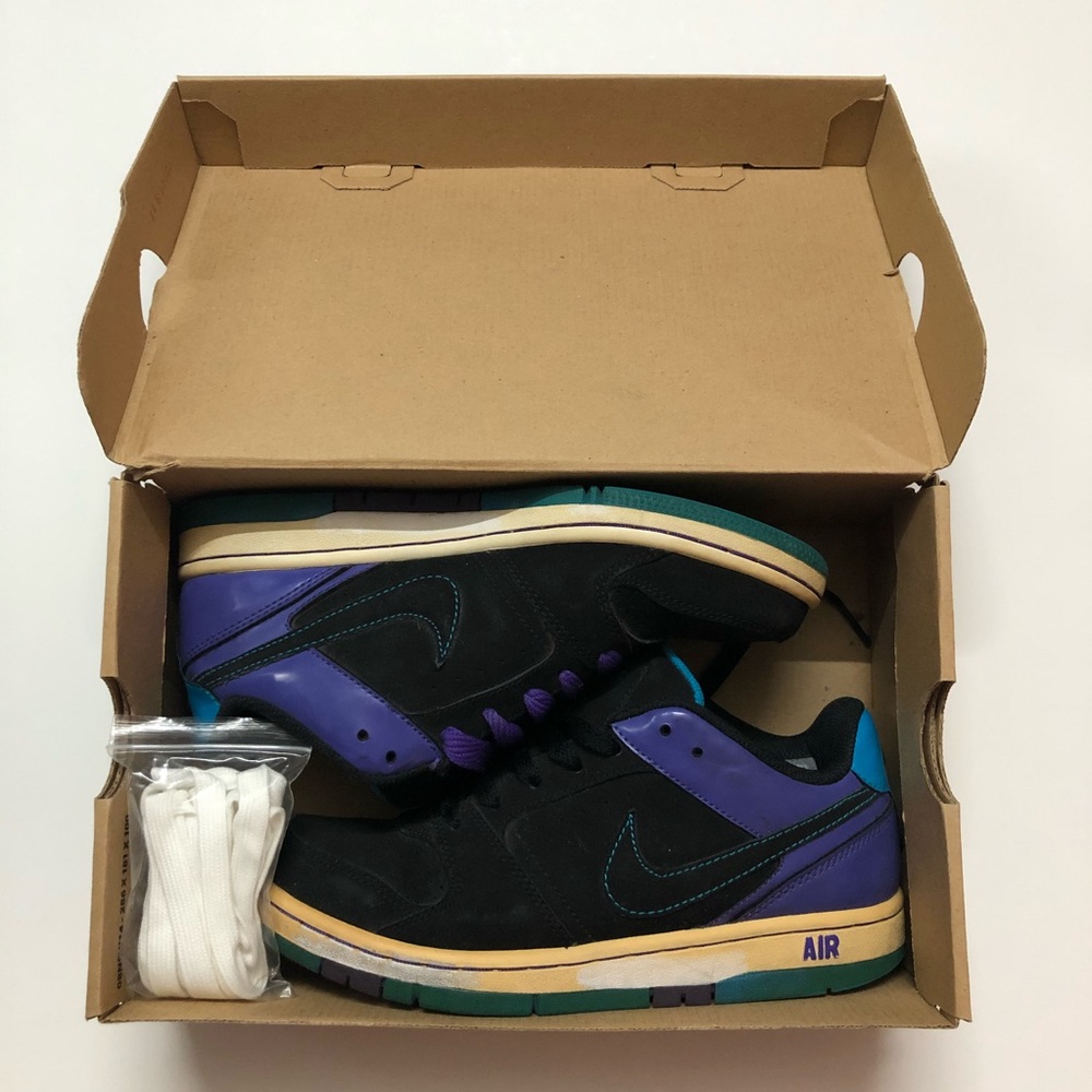 Nike Women's Black/Purple Air Prestige II (US 6.5)